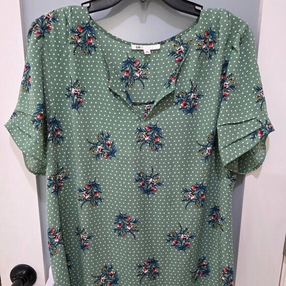 DR2 Green Floral Polka Dot Blouse XL Pleated Flutter Sleeve Split Neck Top - Picture 1 of 12